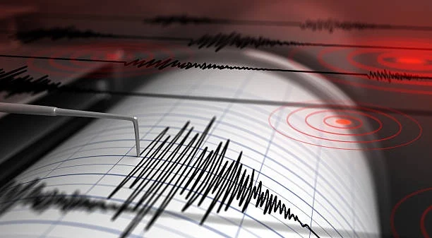 5.9-magnitude quake in Iran kills three, injures hundreds