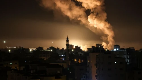 Israeli air strike hits Hamas complex in Gaza: military
