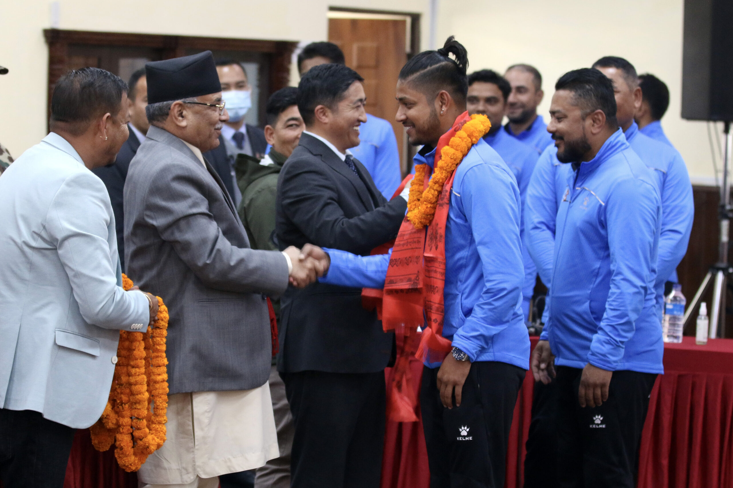 विजेता खेलाडीलाई प्रतिव्यक्ति दुई लाख पुरस्कार दिने प्रधानमन्त्रीको घोषणा