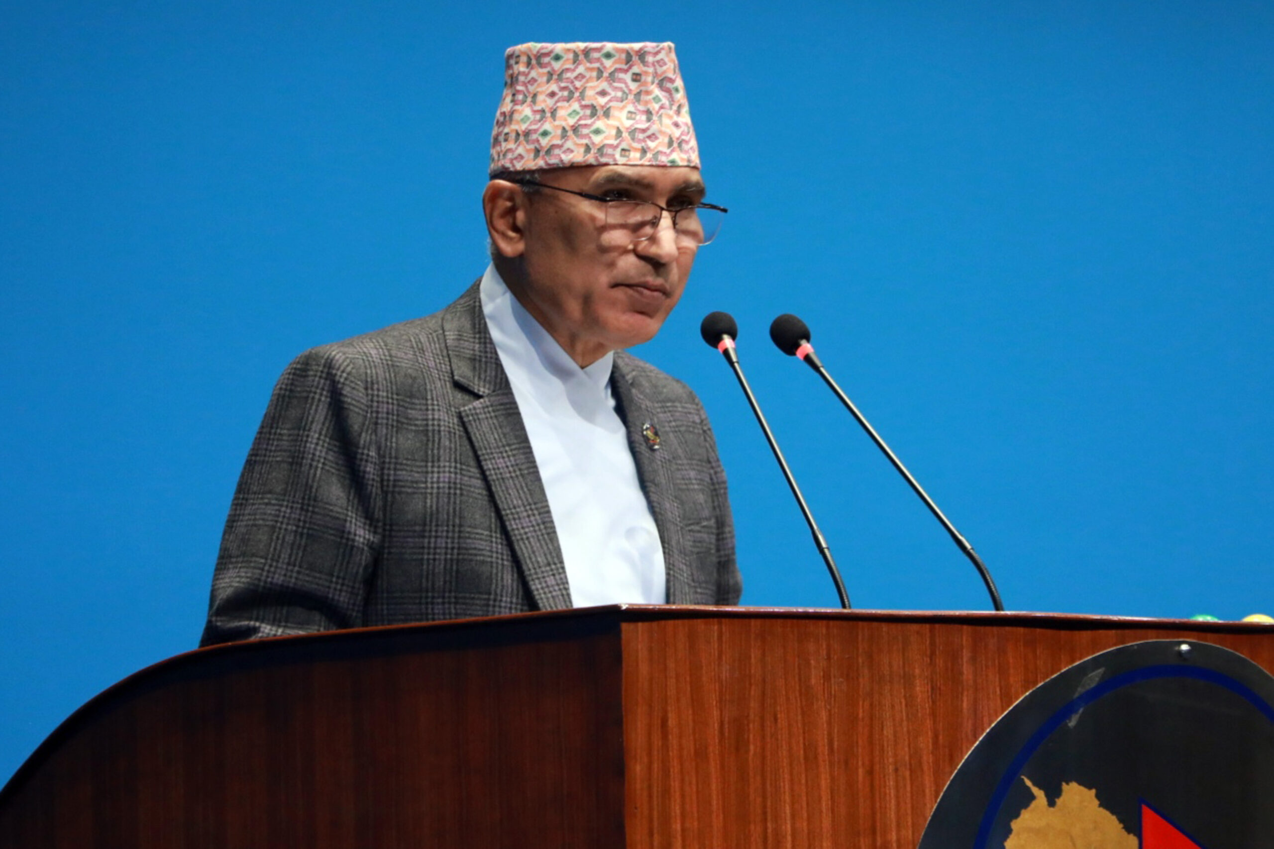 अर्थतन्त्रको समस्या समाधान गर्न प्रयत्नरत छु : अर्थमन्त्री